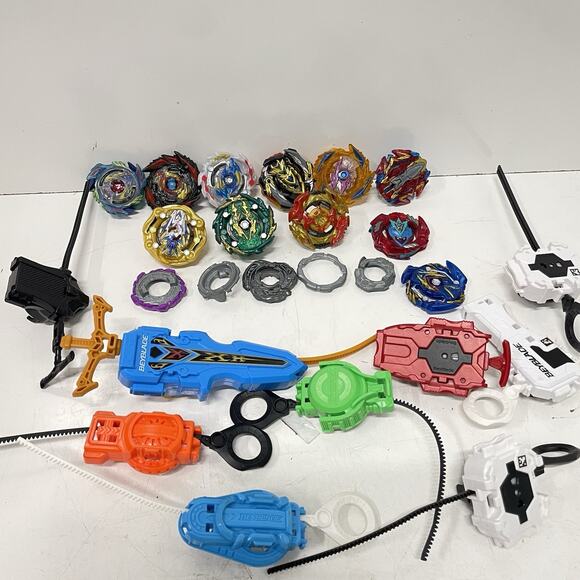 Lot of 9 - Complete Hasbro Beyblade Burst Metal Mixed Lot & Launchers RARE - Picture 1 of 5